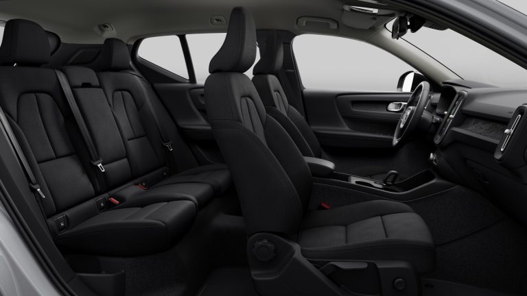 ajulio-mobility-volvo-ex40