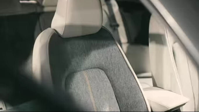ajulio-mobilty-MAZDA-MX-30